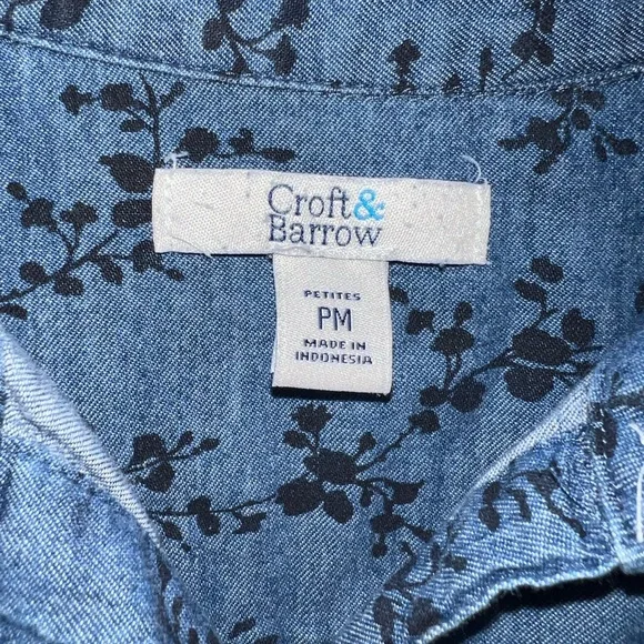 Croft & Barrow Blue Casual Button Down Shirt velvet Floral collegiate academia - Picture 4 of 6